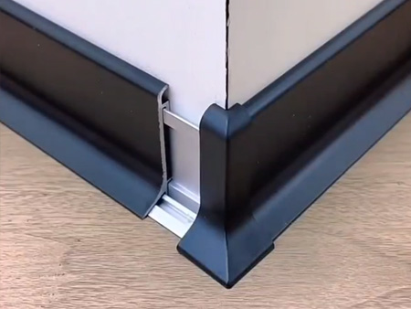 鋁合金踢腳線安裝視頻